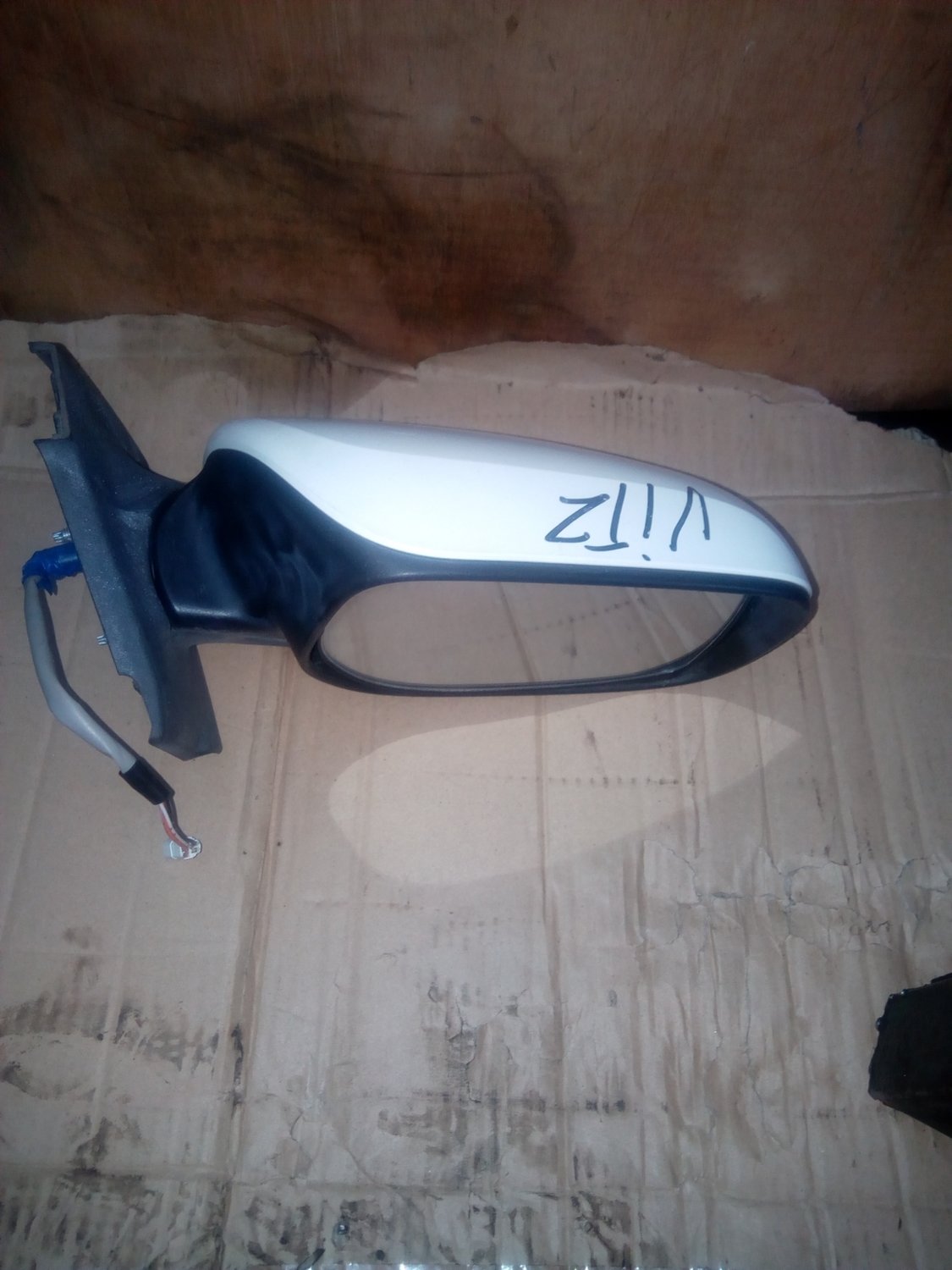 Toyota vitz Side mirror
