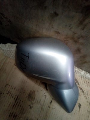 Nissan Tiida side mirror
