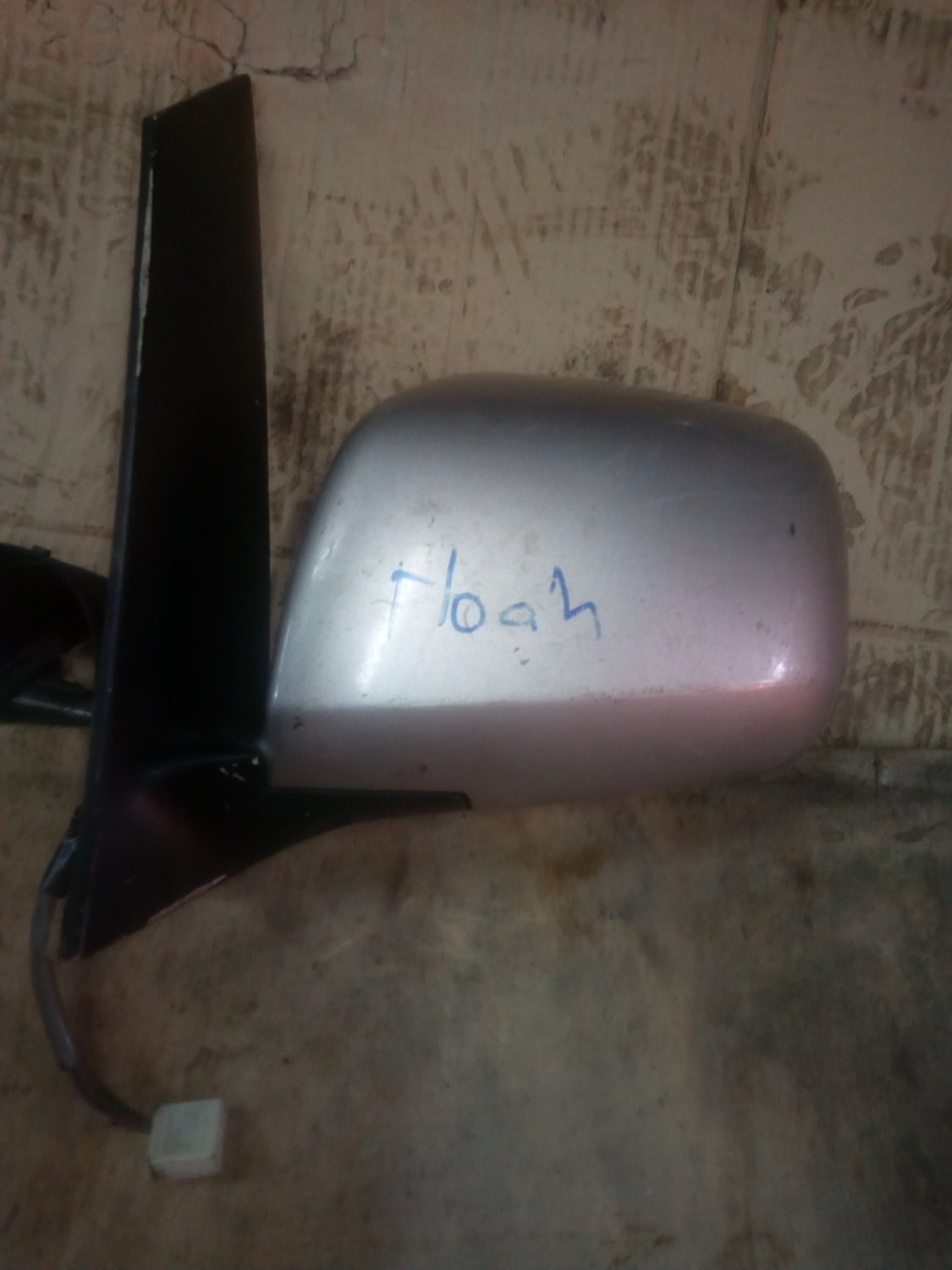 Toyota Noah side mirror