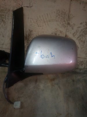 Toyota Noah side mirror