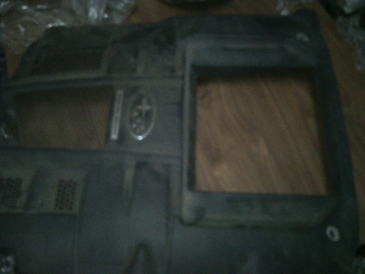 subaro lagesy Engine top cover