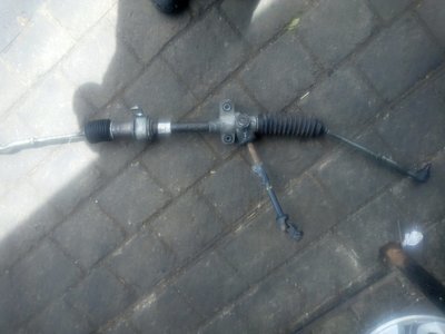 toyota rush Steering rack