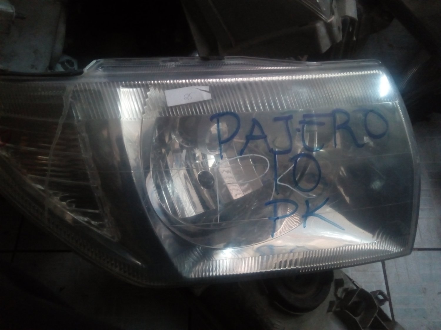 Pajero io headlight
