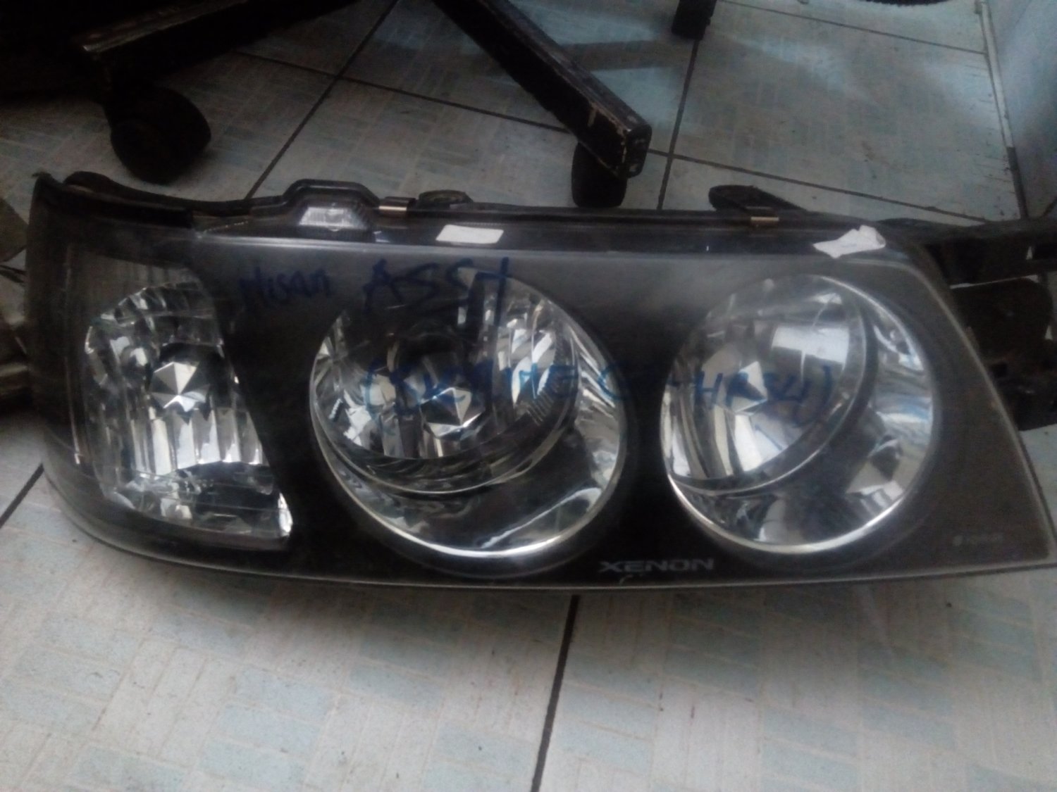 Nassan ASSy headlight