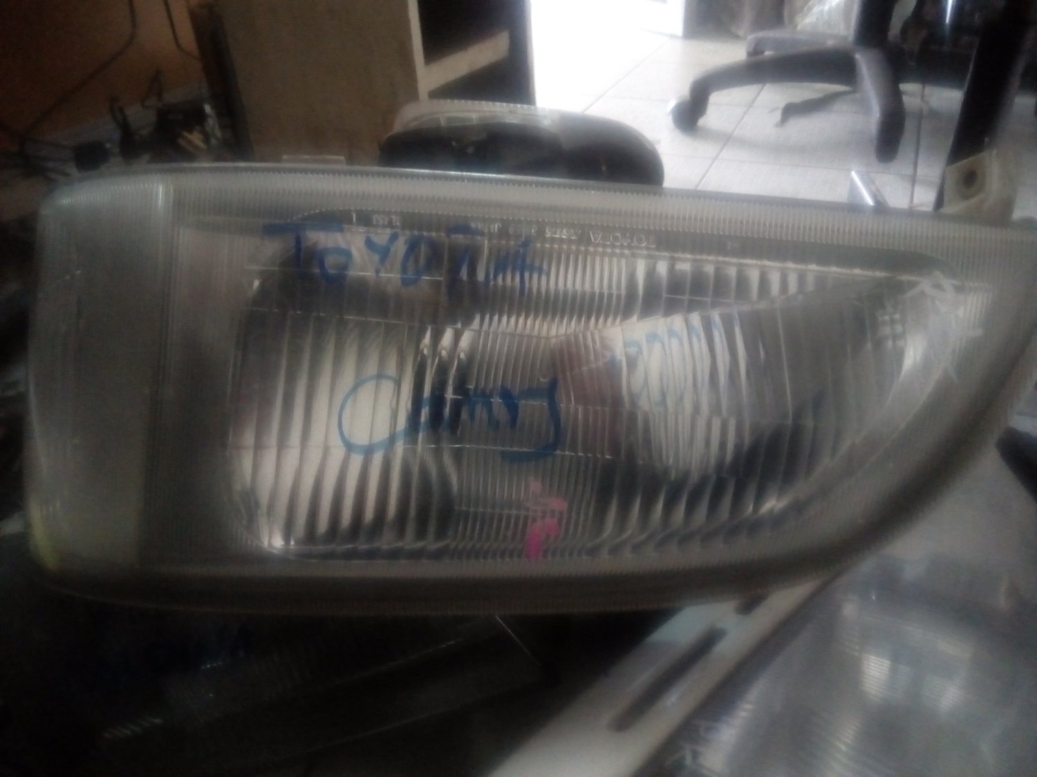 Toyota camry headlight