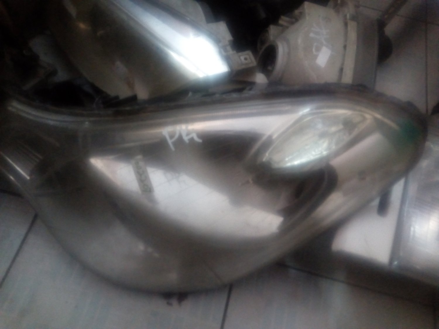 Headlight nissan advan y12
