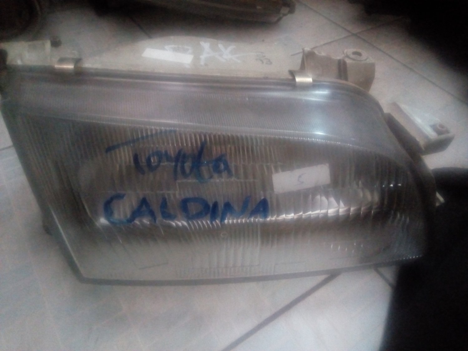 Toyota caldina headlight