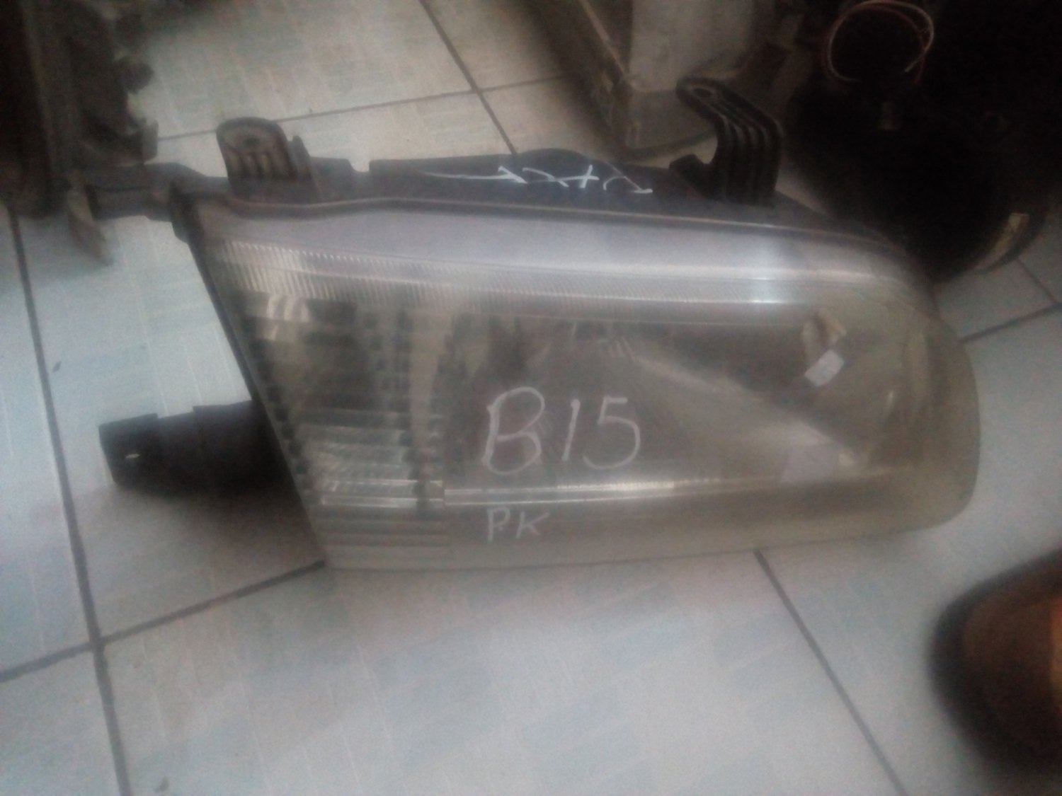 Nissan B15 headlight