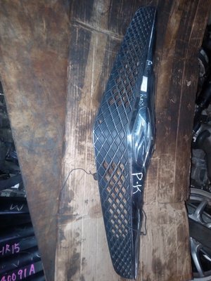 Toyota Ractis grill
