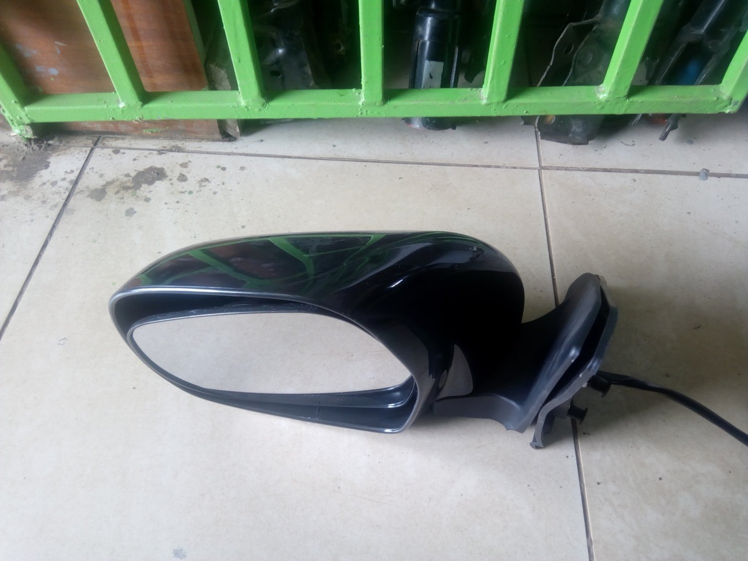 Side mirror