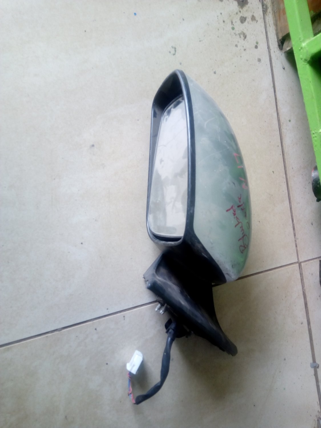 Side mirror