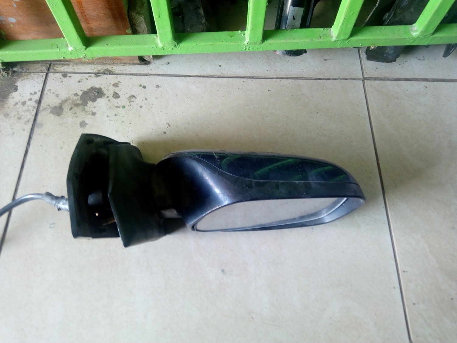 Side mirror