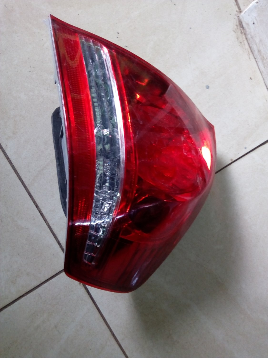 toyota allian Tail light