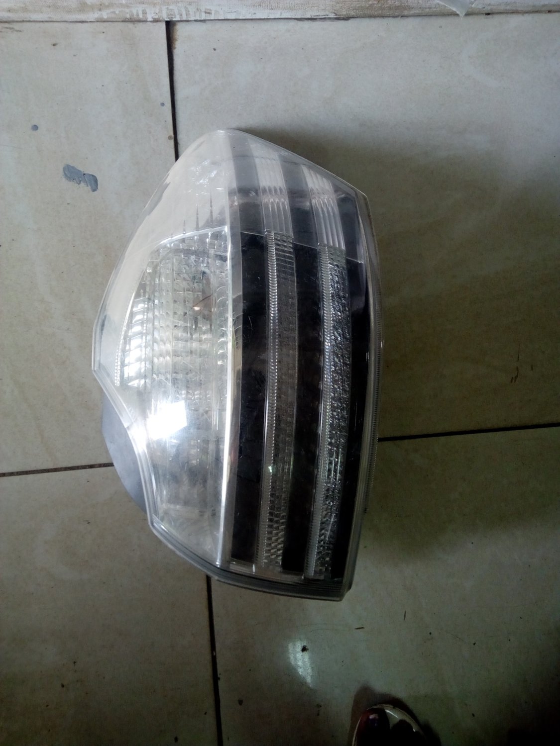 Tail light