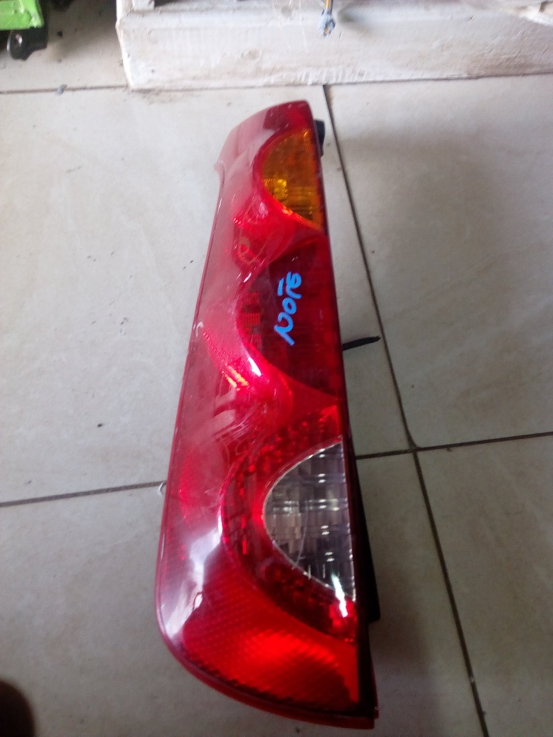 Nissan Note Tail light