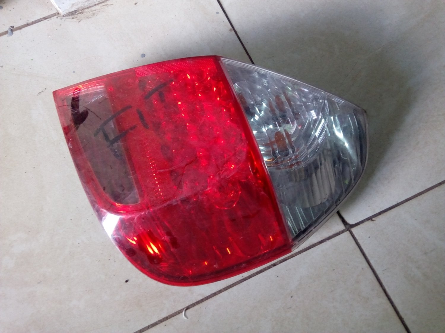Tail light