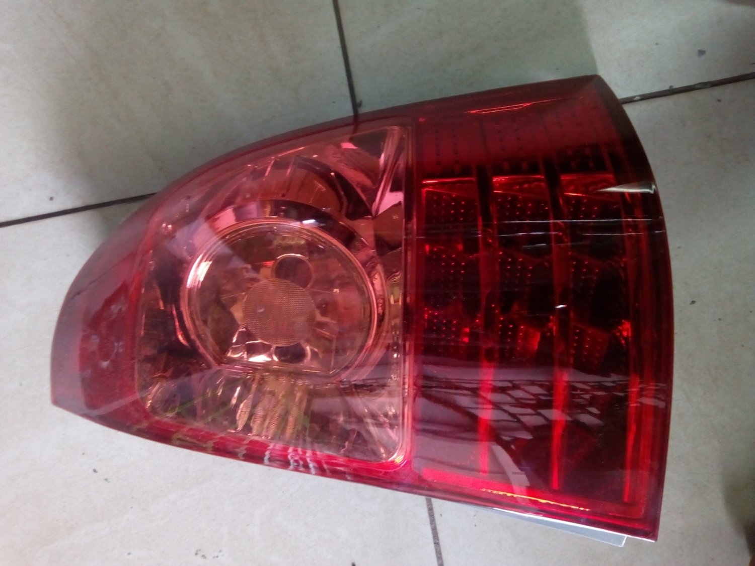 Tail light