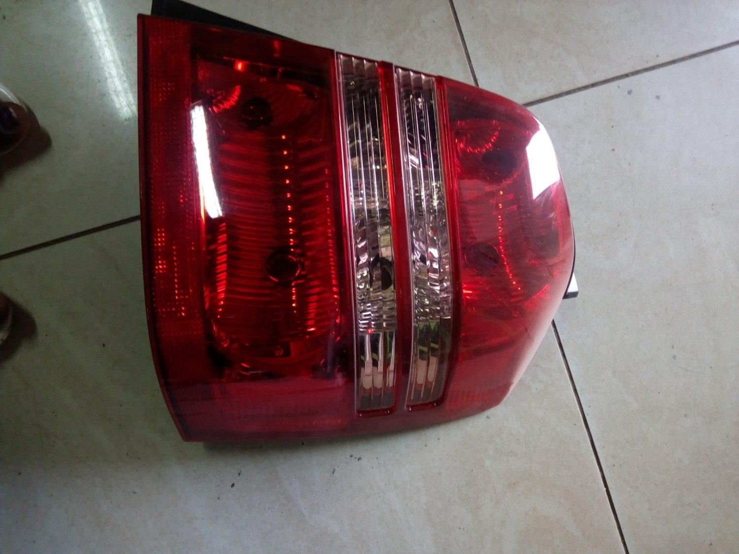 Tail light