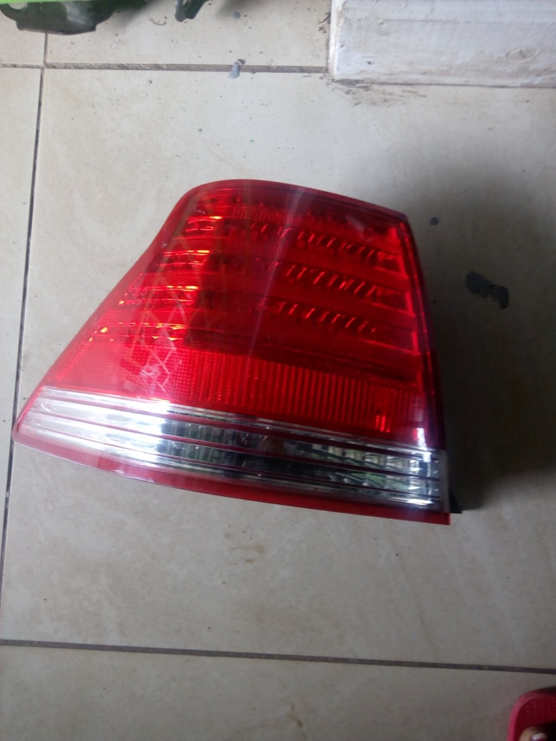 Tail light