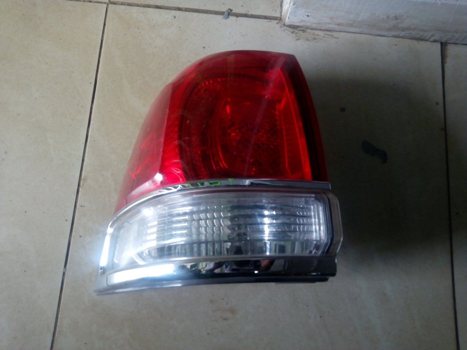 Tail light