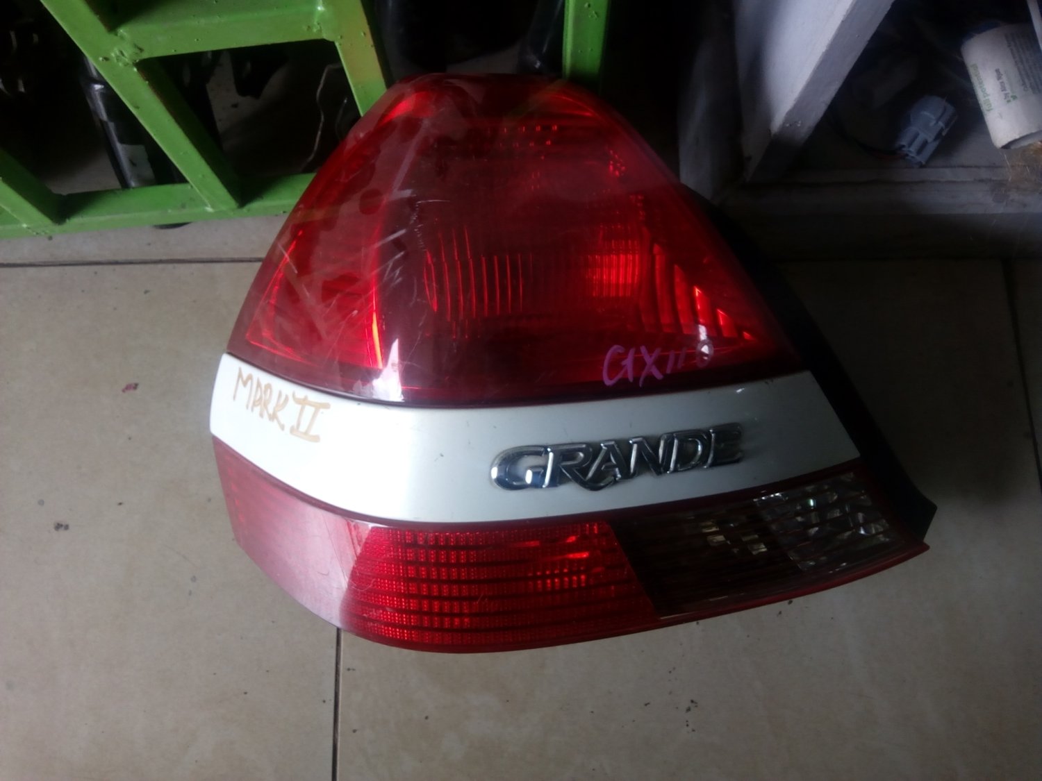 Toyota mark 2 Tail light