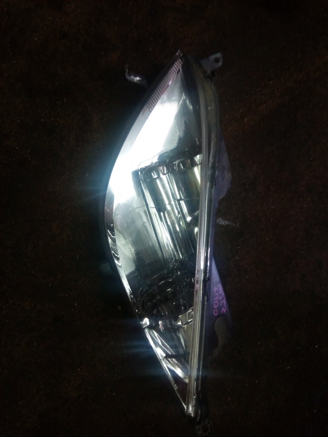 Mitsubish colt head light