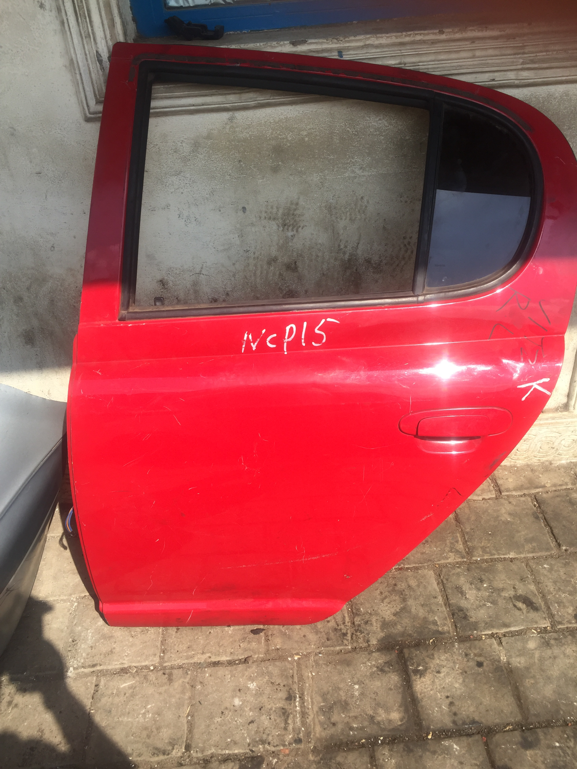 Toyota vitz rear left door