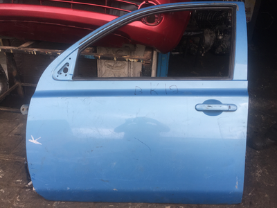 Nissan March frant left door