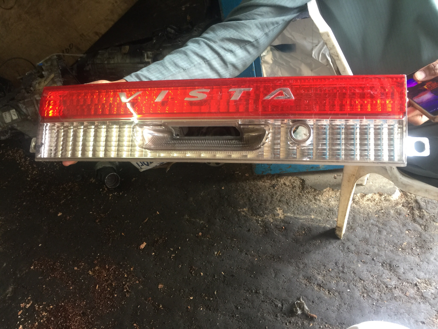 Toyota vista boot light