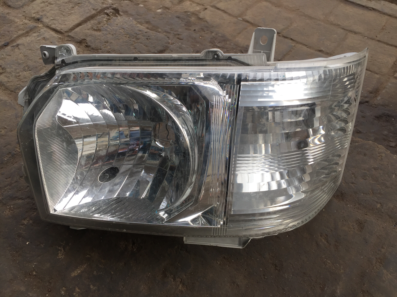 Head light 7L