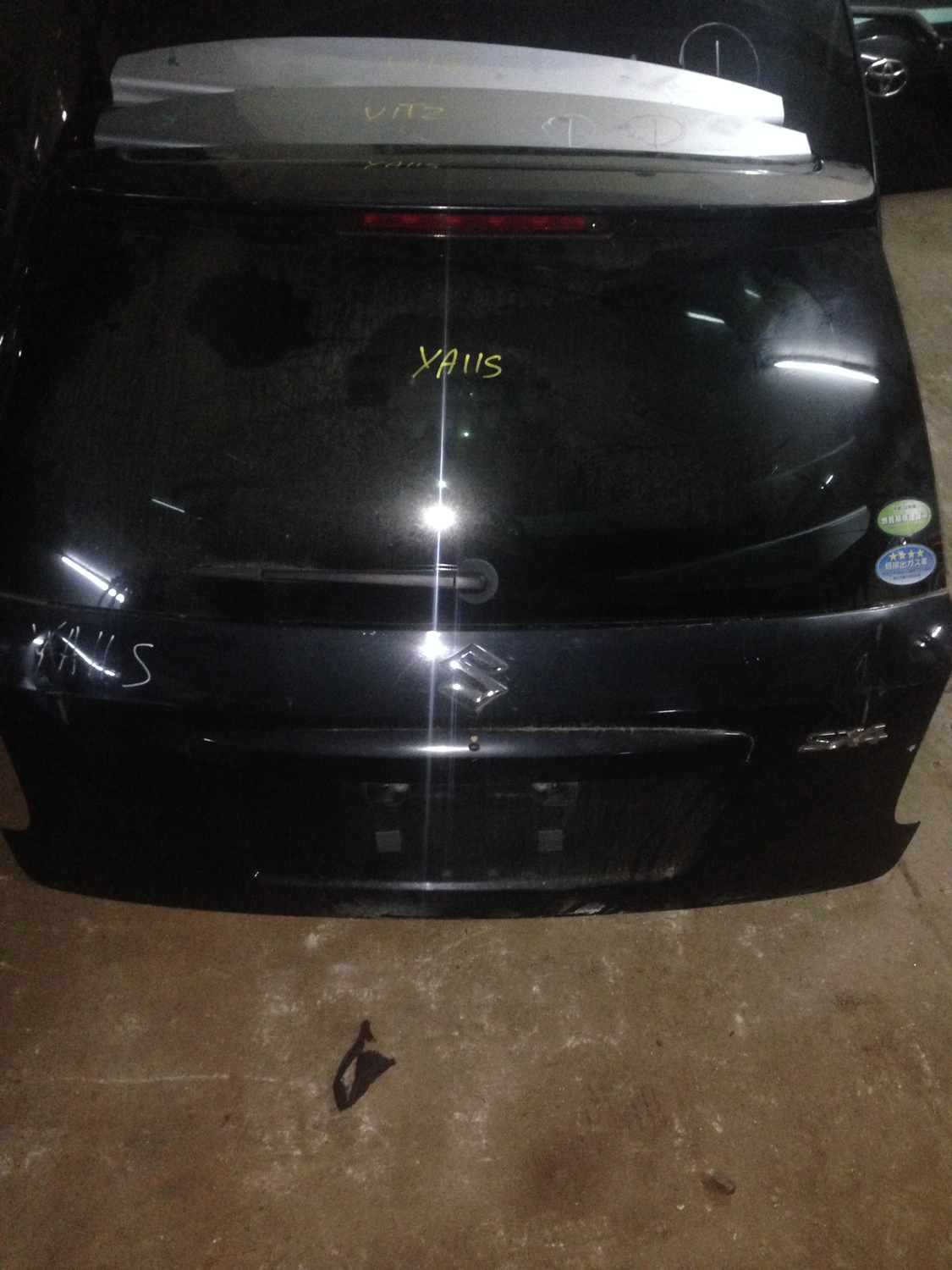 SUZUKI swift YA11s bood