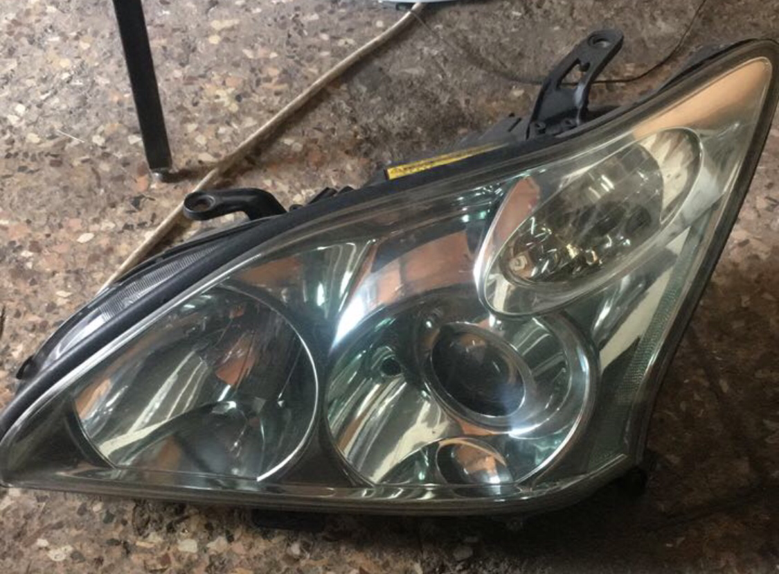Toyota Harriar Haidlight