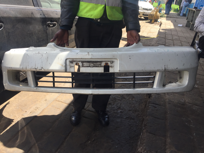 Toyota gaia frant bumper
