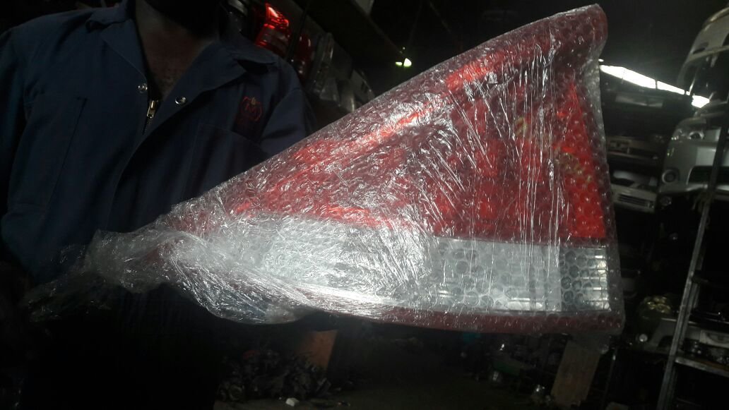 honda insight tail light