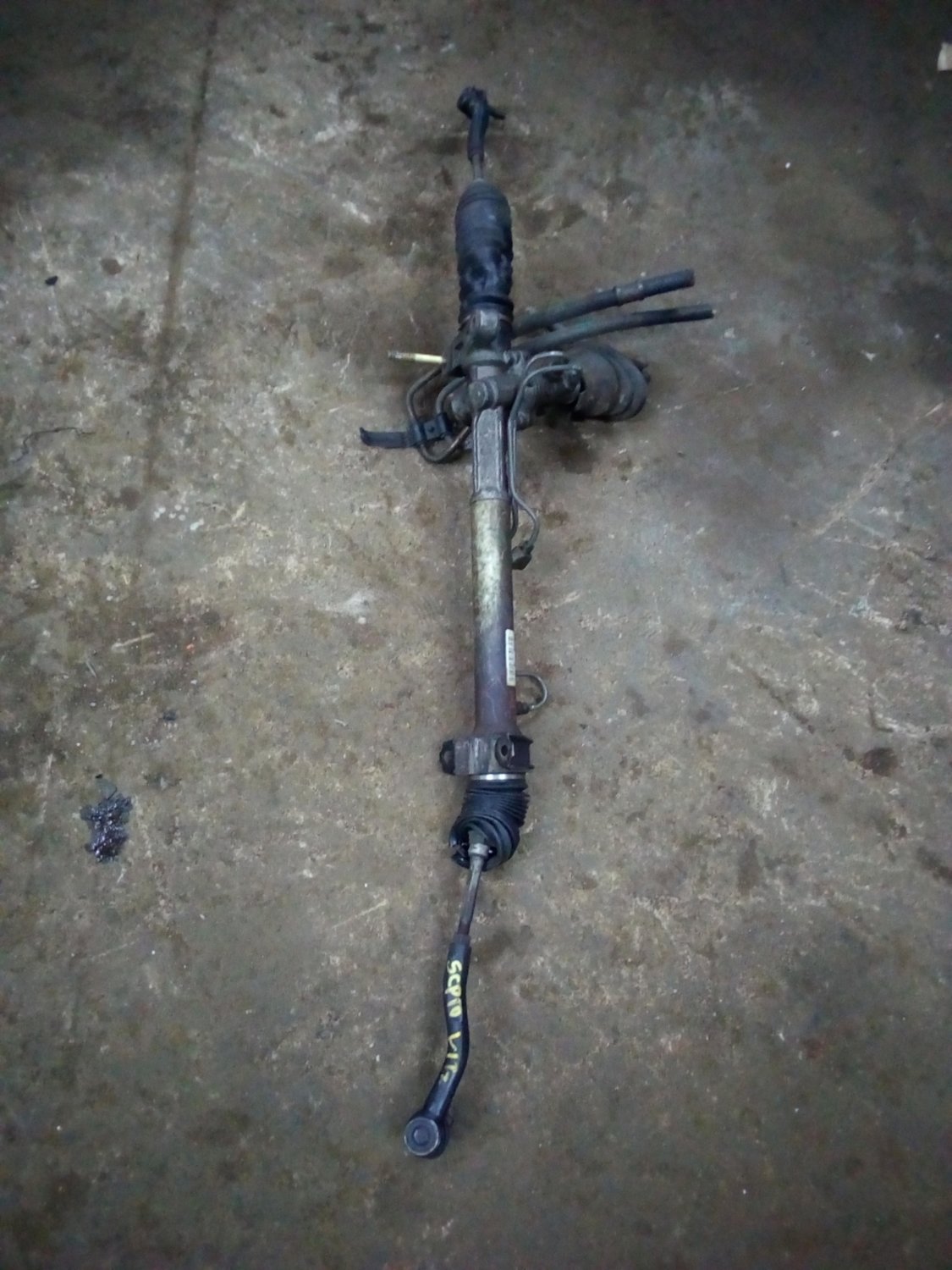 Toyota vitz steering rack