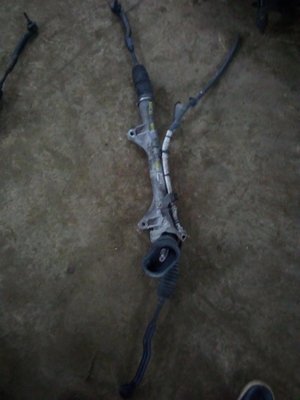 Nissan tiida steering rack
