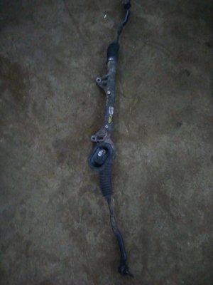 Nissan Tiida saloon steering rack