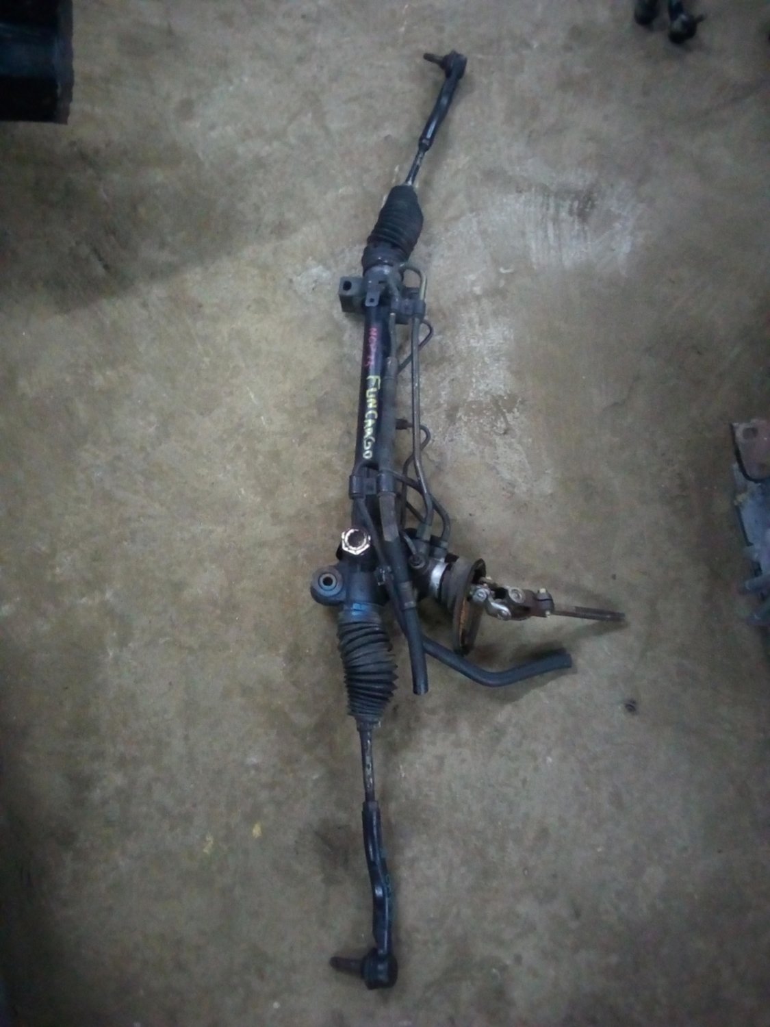 Toyota funcargo steering rack