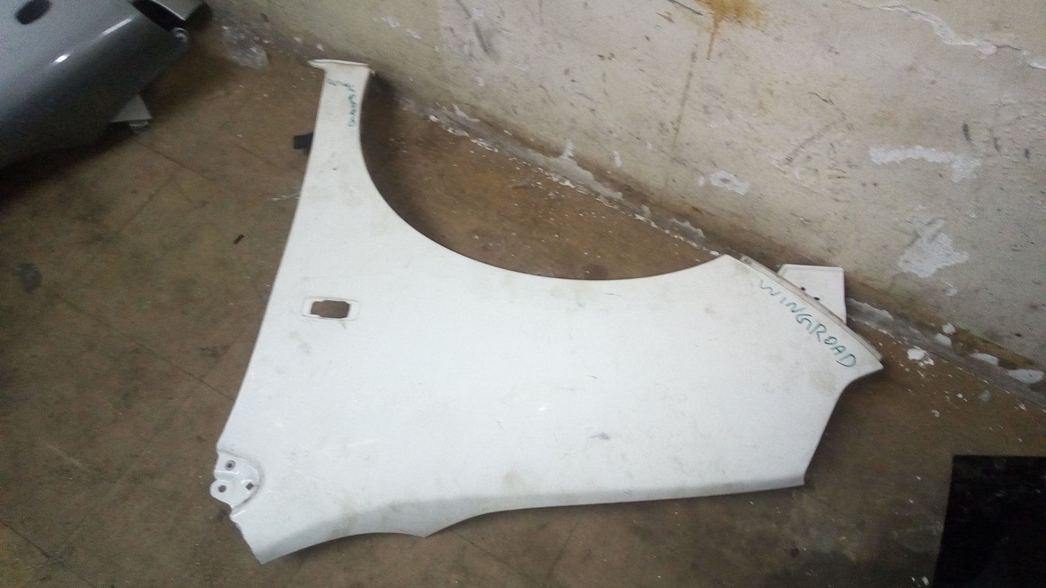 Nissan wingroad wing