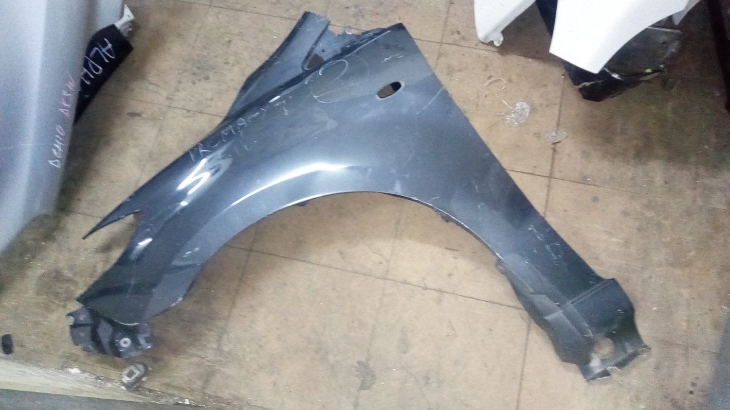 Premaux wing