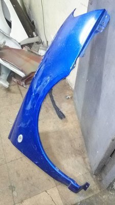 Subaru 2004 wing