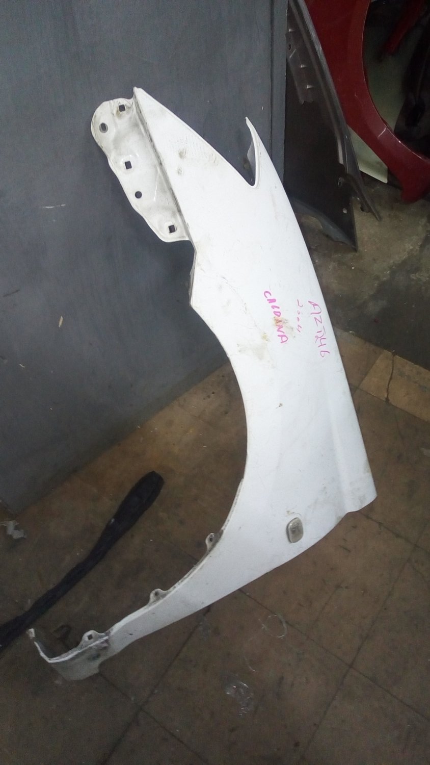 Toyota Caldina 2004 wing