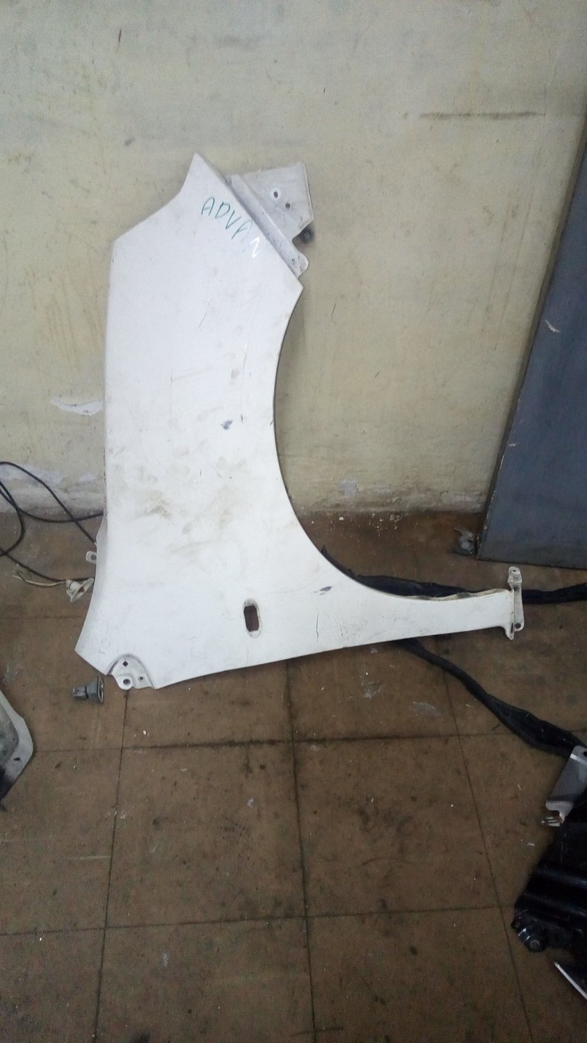 nissan Advan wing