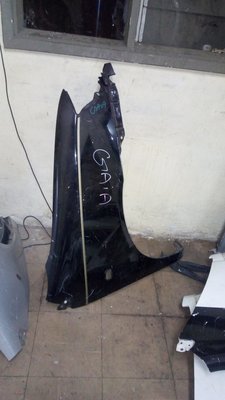 Toyota Gaia wing