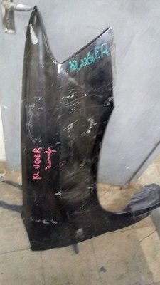 Toyota Kluger 2004 wing