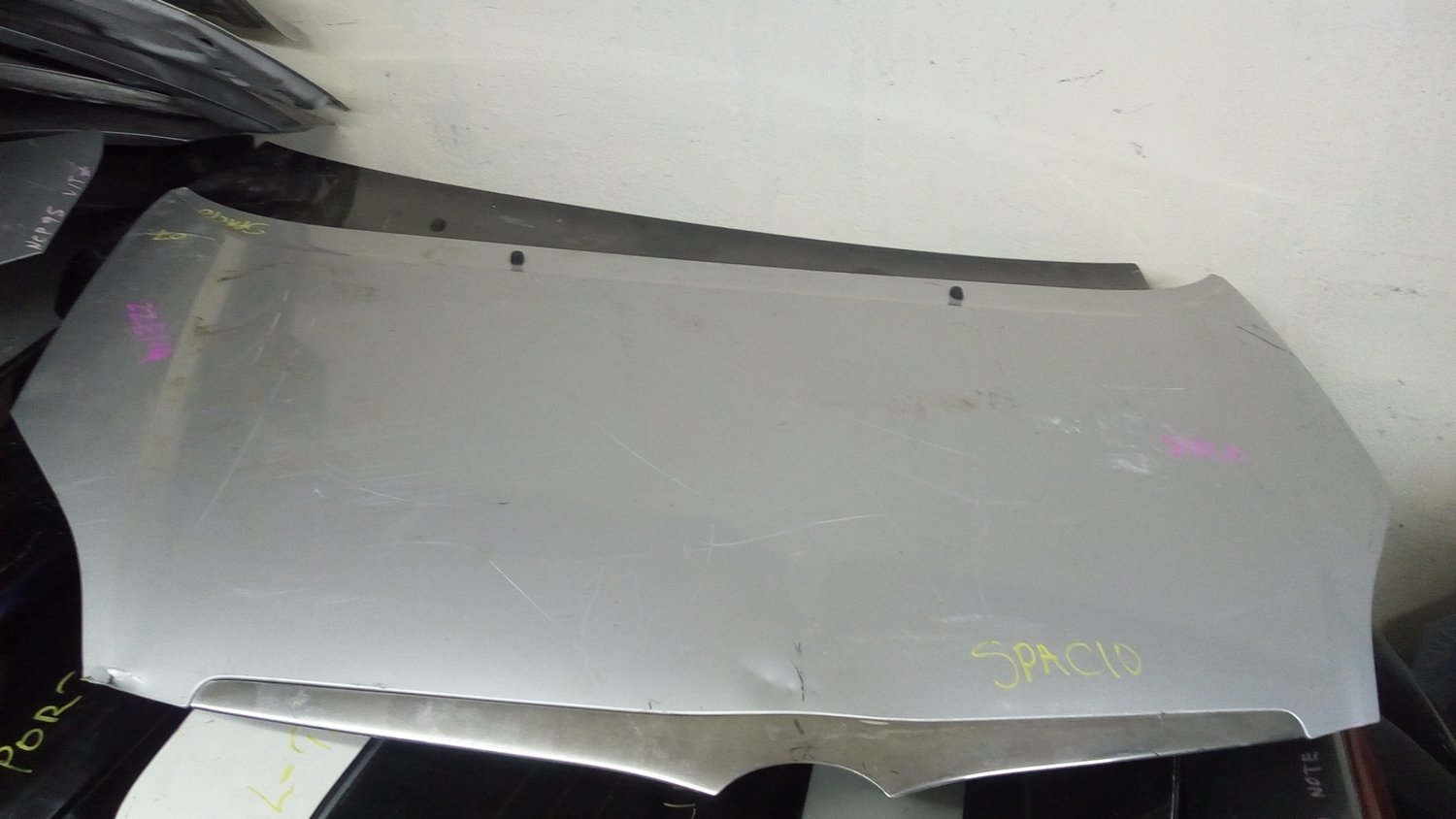 Toyota Spacio zze124 bonnet
