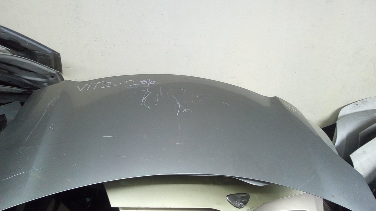 Toyota Vitz 2010 bonnet