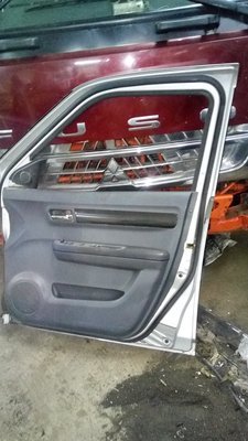 Suzuki swift front right door