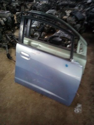 Honda fit 2009drivers door