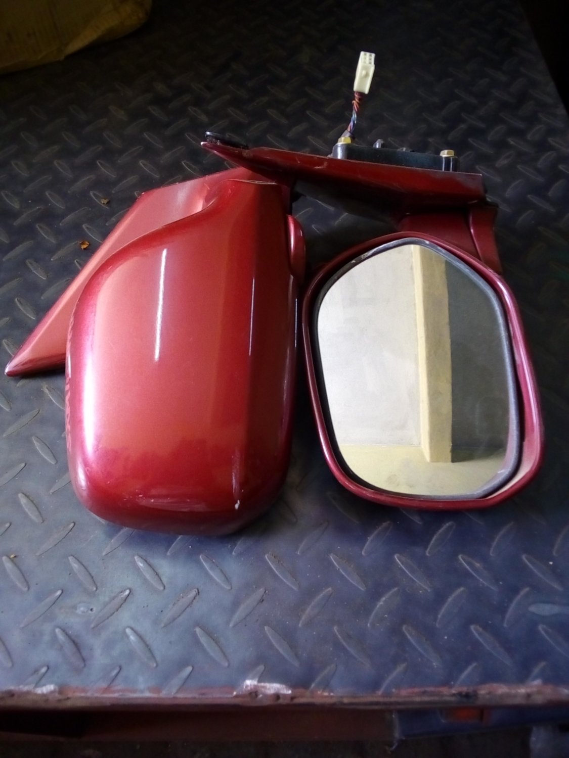 Toyota gaiya side mirror